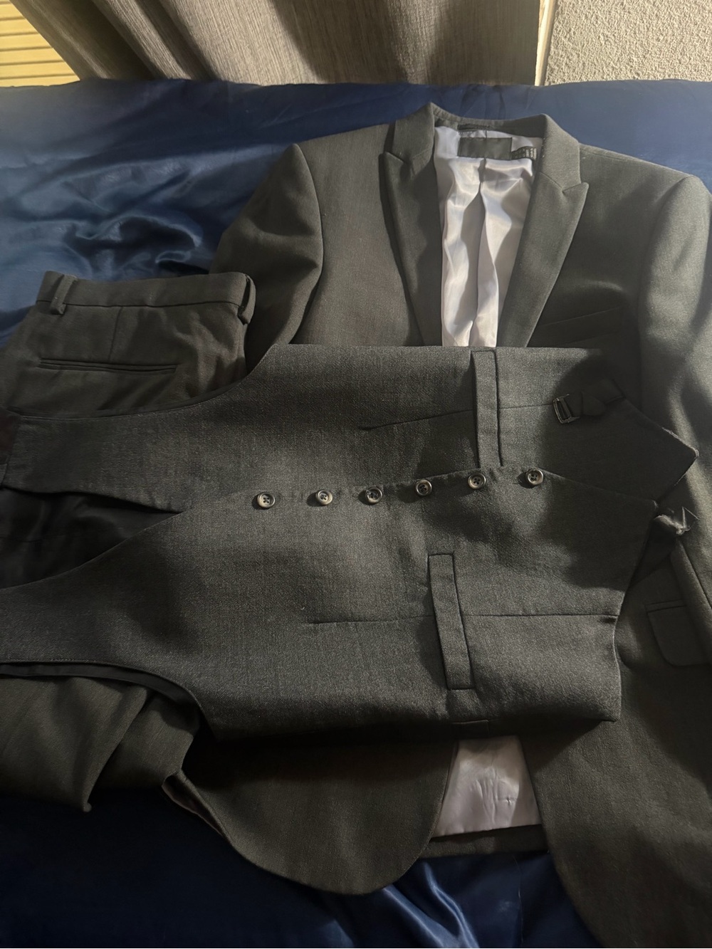 ASOS suit and a vest Charcoal Three-Piece Suit Jacket & Trousers and vest